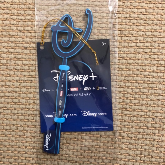 Disney store collectable keys - Picture 4 of 10